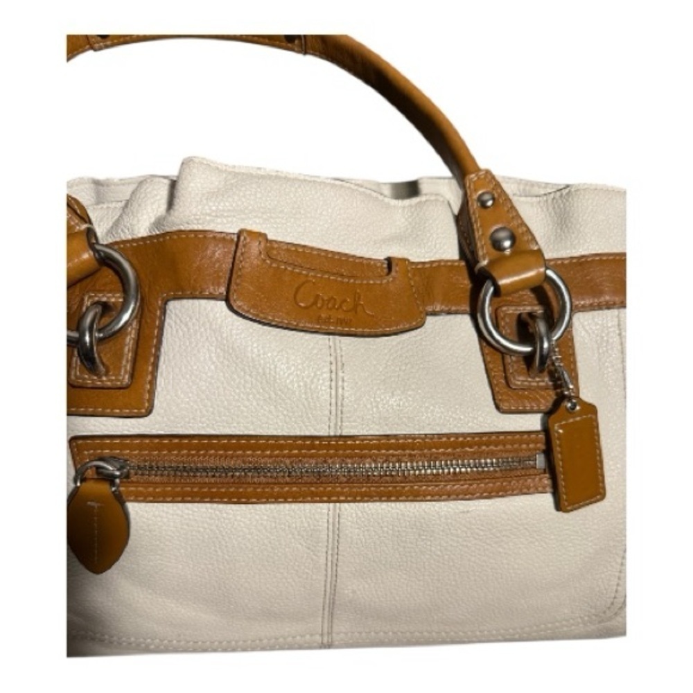Coach Penelope Satchel - Picture 3 of 11